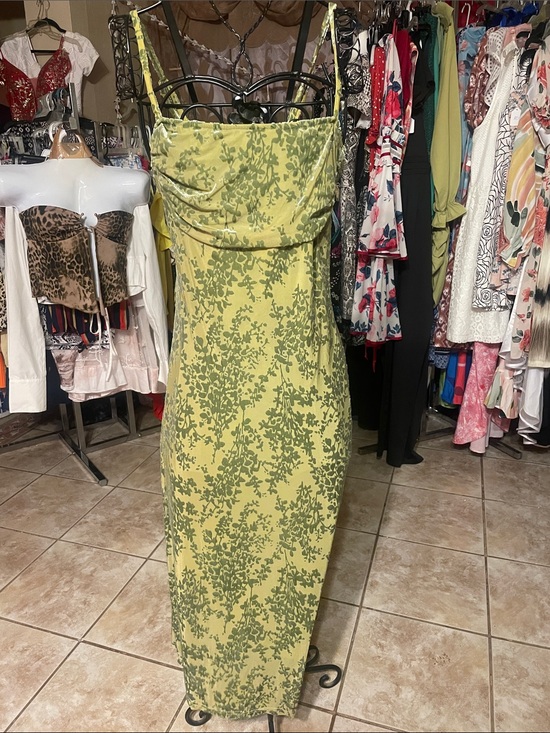 Brand Fashion Dresses & Skirts - Sleeveless Green Patterned Midi Slip Dress - Women's